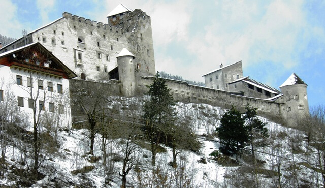 castello heinfels sillian