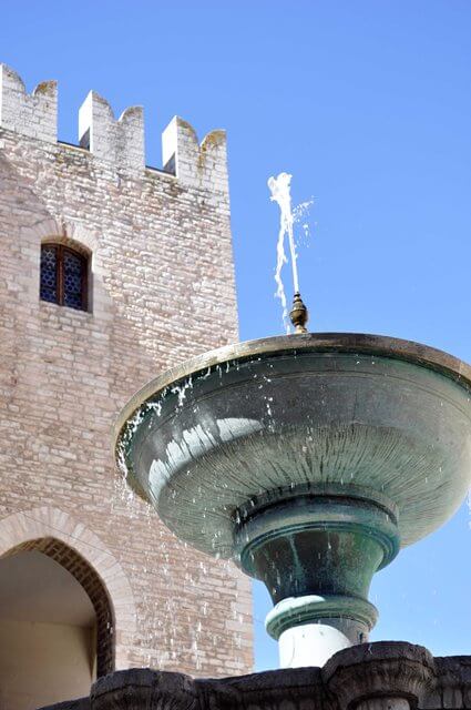 fabriano Fontana Sturinalto