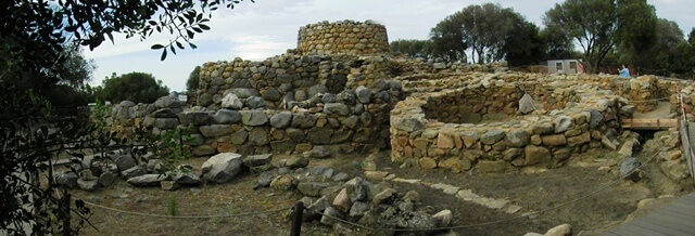Nuraghe La Prisgiona - Panoramica nuraghe la prisgiona capichera arzachena
