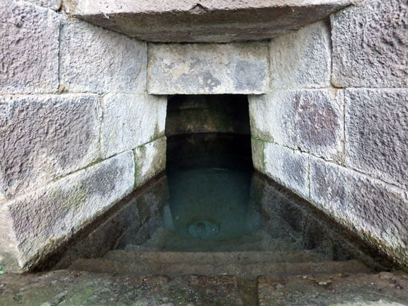 orune fonte sacra su tempiesu